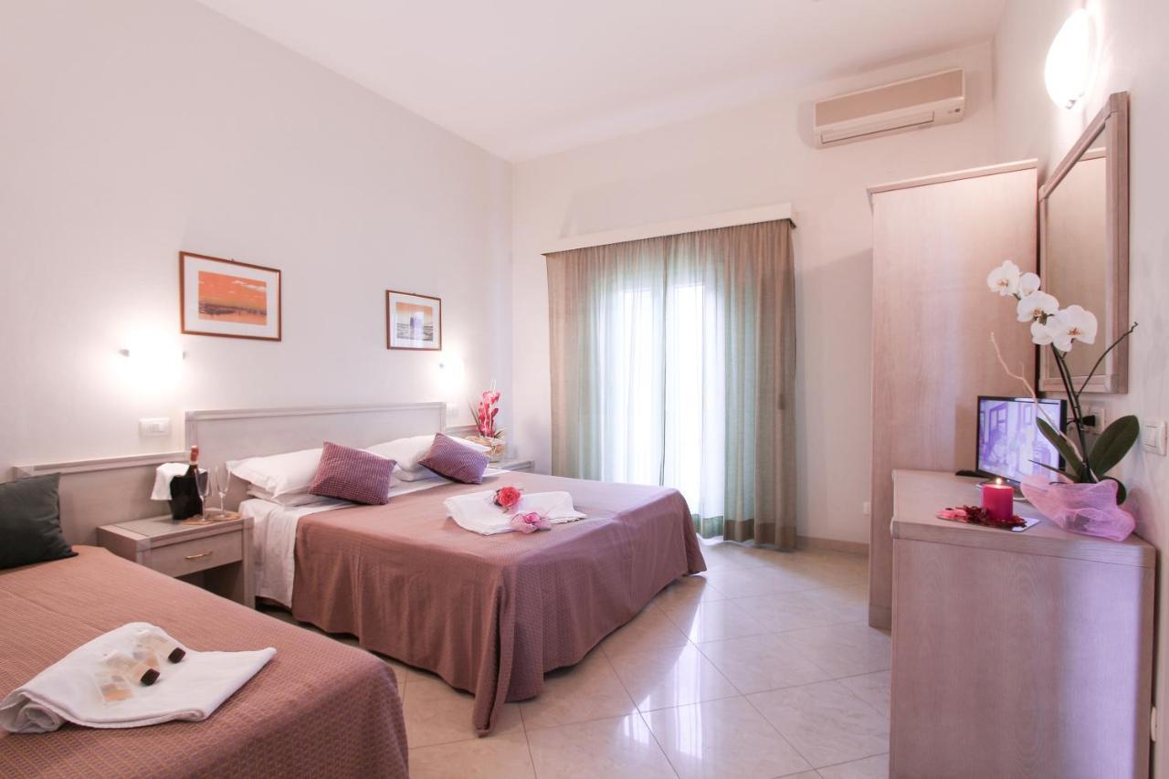 Hotel Villa Sole Resort Bellaria-Igea Marina Exteriör bild